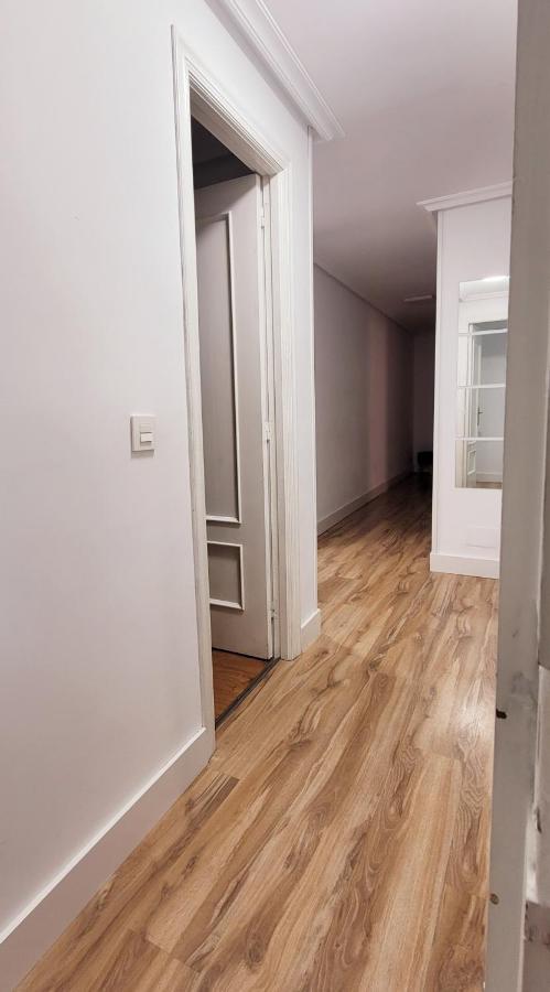 Www Sanmartinplaza Es En El Corazon Del Casco Historico Apartman León Kültér fotó