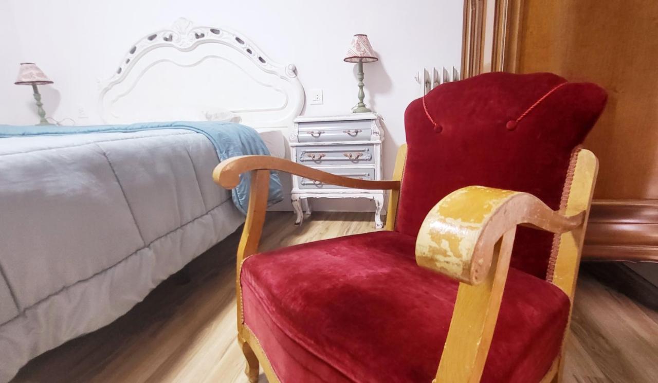 Www Sanmartinplaza Es En El Corazon Del Casco Historico Apartman León Kültér fotó